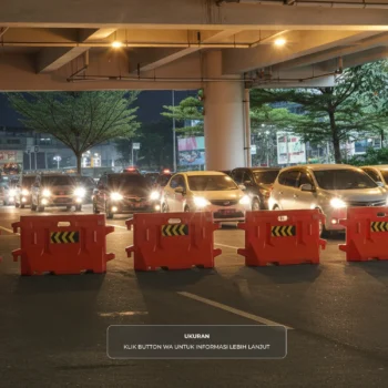 sewa road barrier pembatas jalan orange