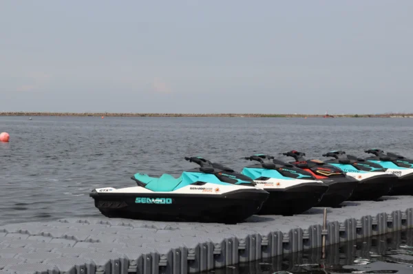 dermaga jet ski kubus apung