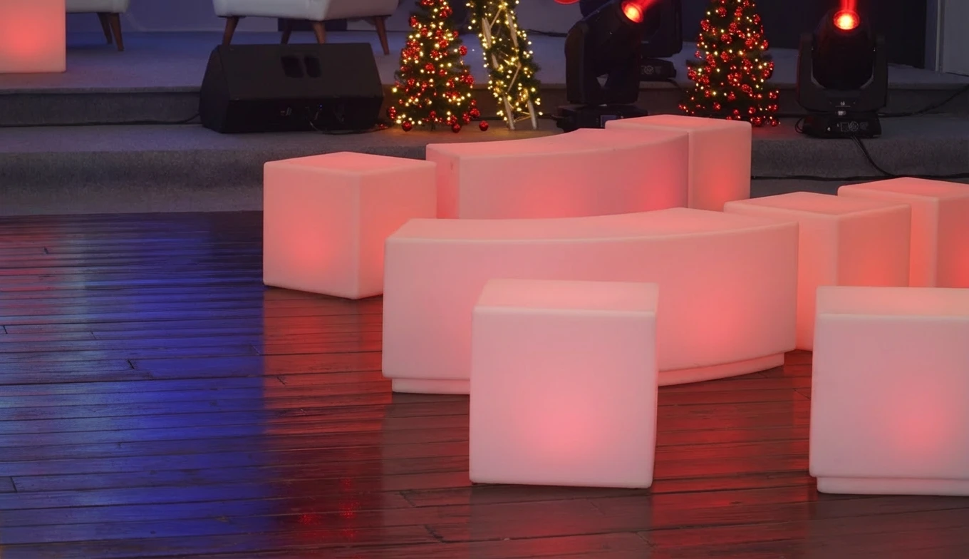 perlengkapan acara natal led furniture rentalink