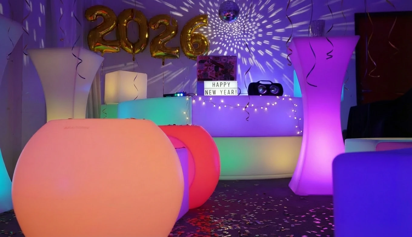 perayaan akhir tahun led furniture rentalink