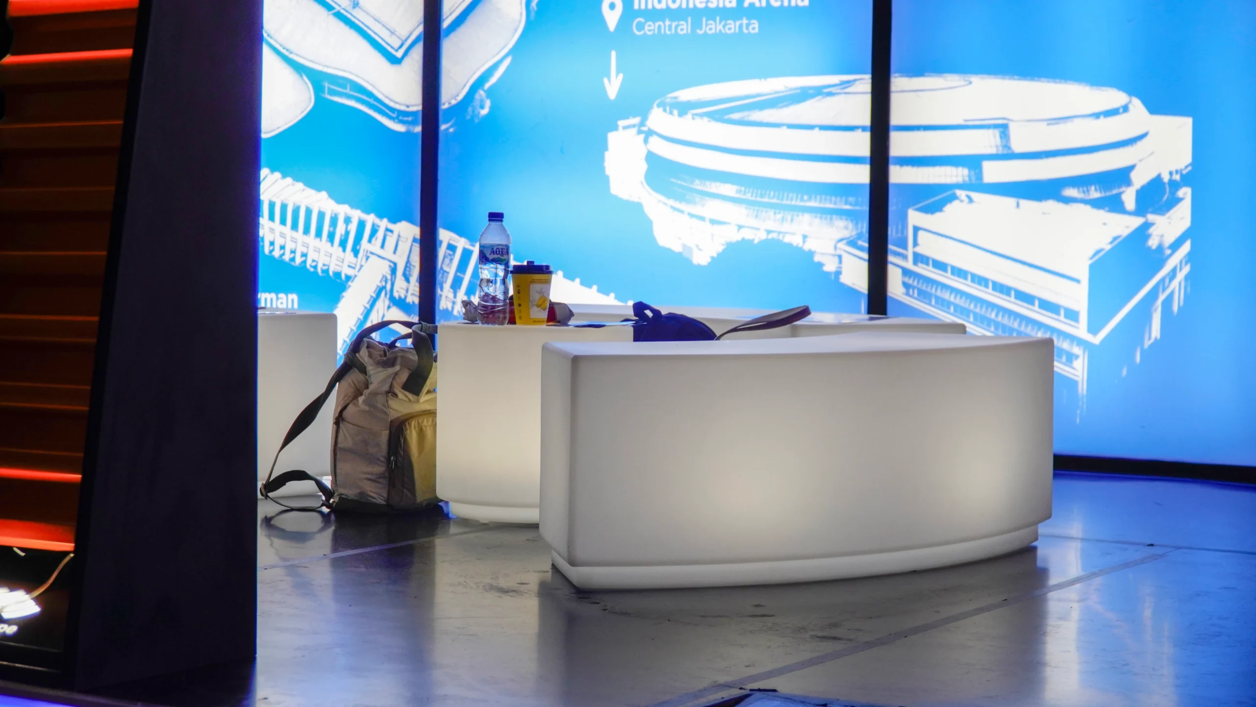 portofolio led furniture rentalink