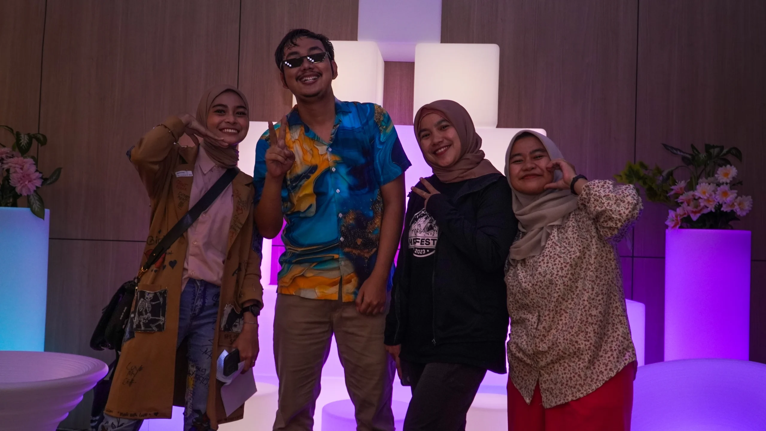 portofolio led furniture rentalink