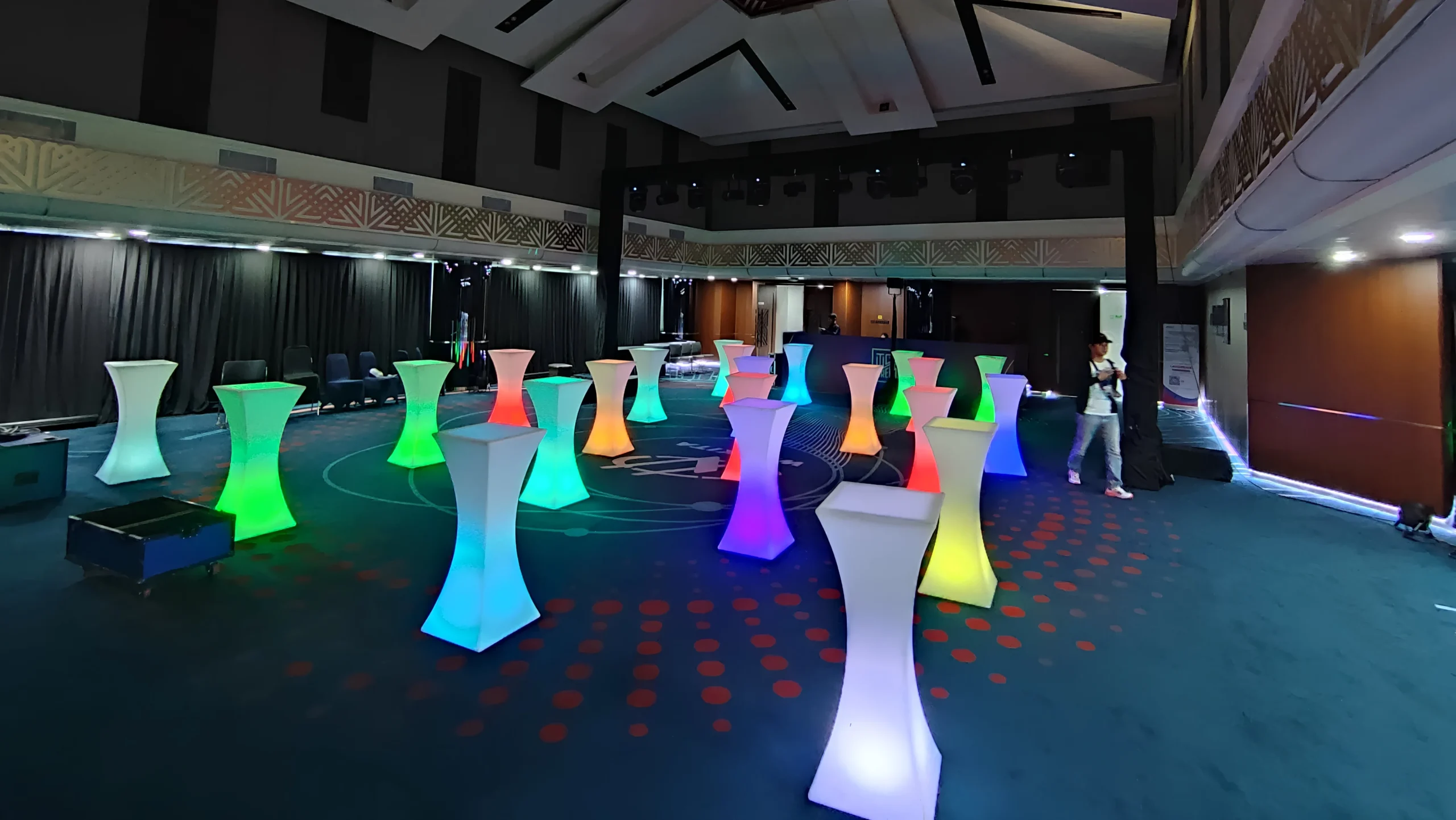 portofolio led furniture rentalink