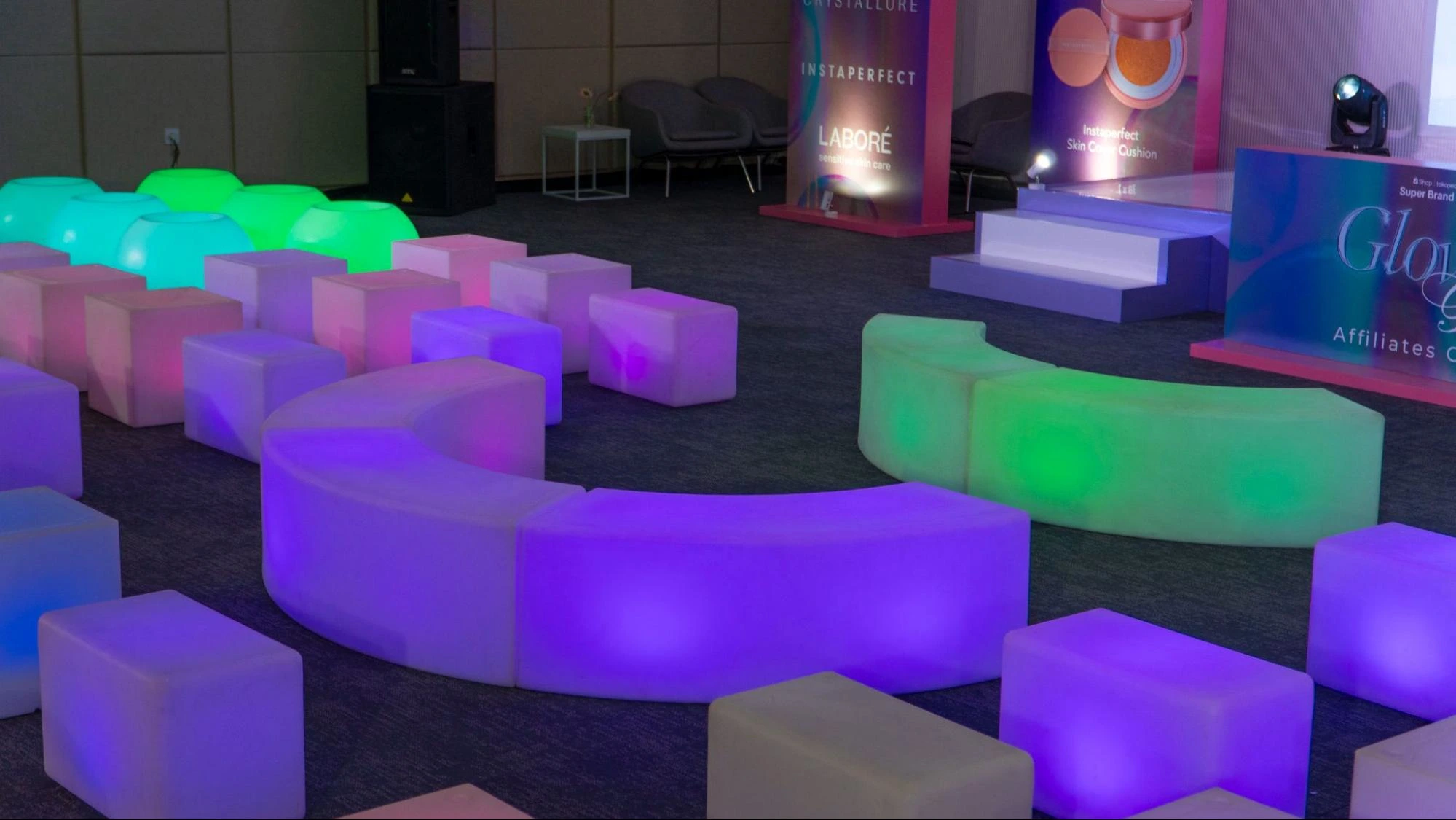 kursi led furniture untuk event rentalink