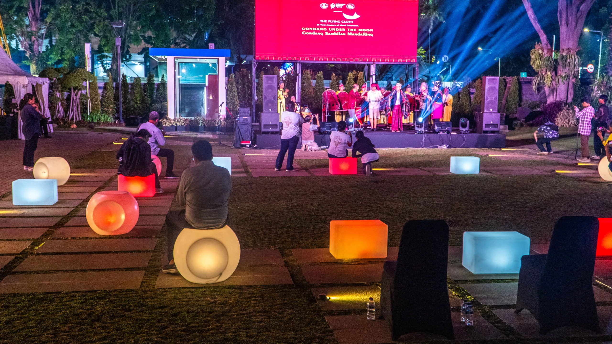 portofolio led furniture rentalink