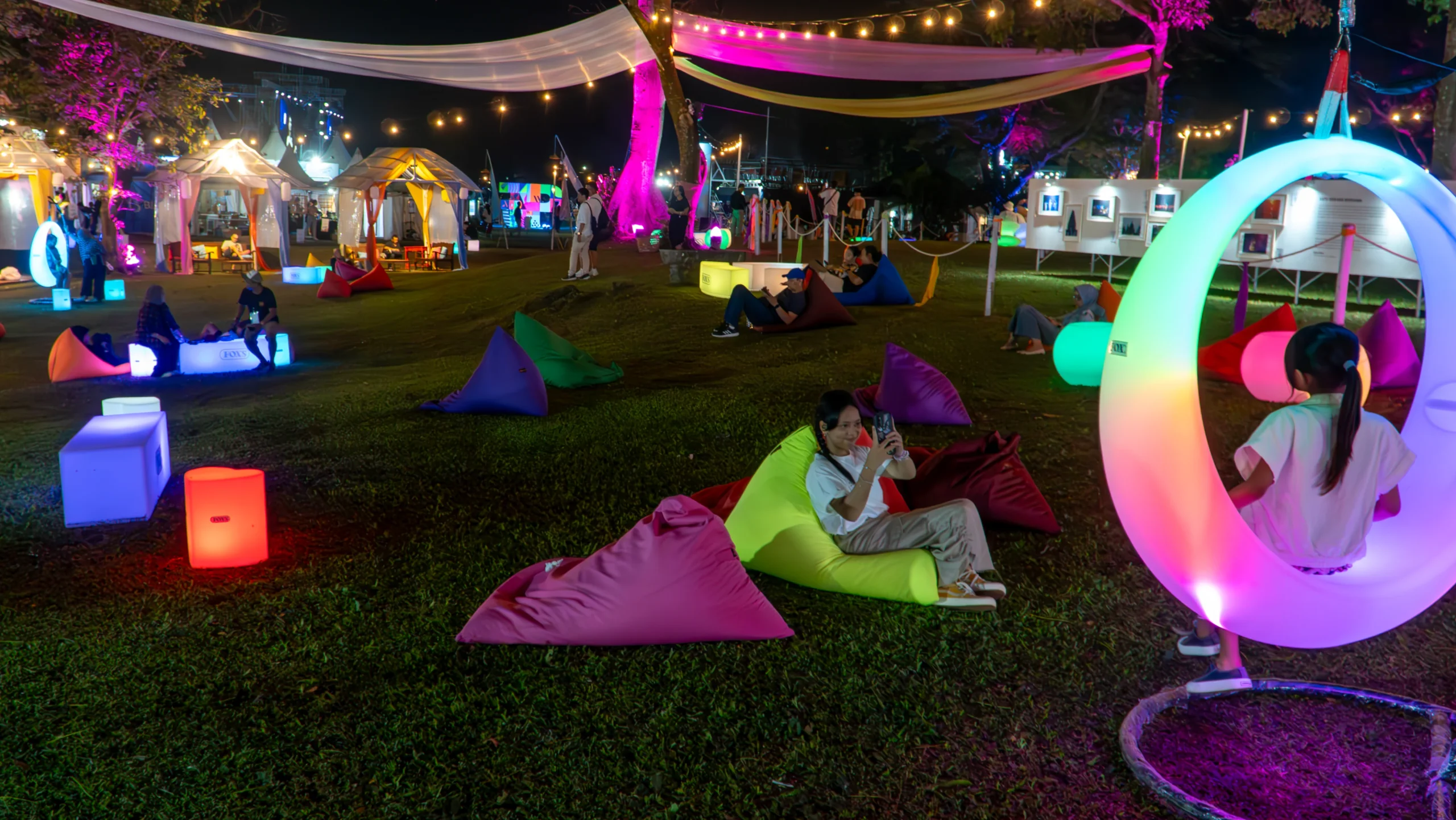 portofolio led furniture rentalink