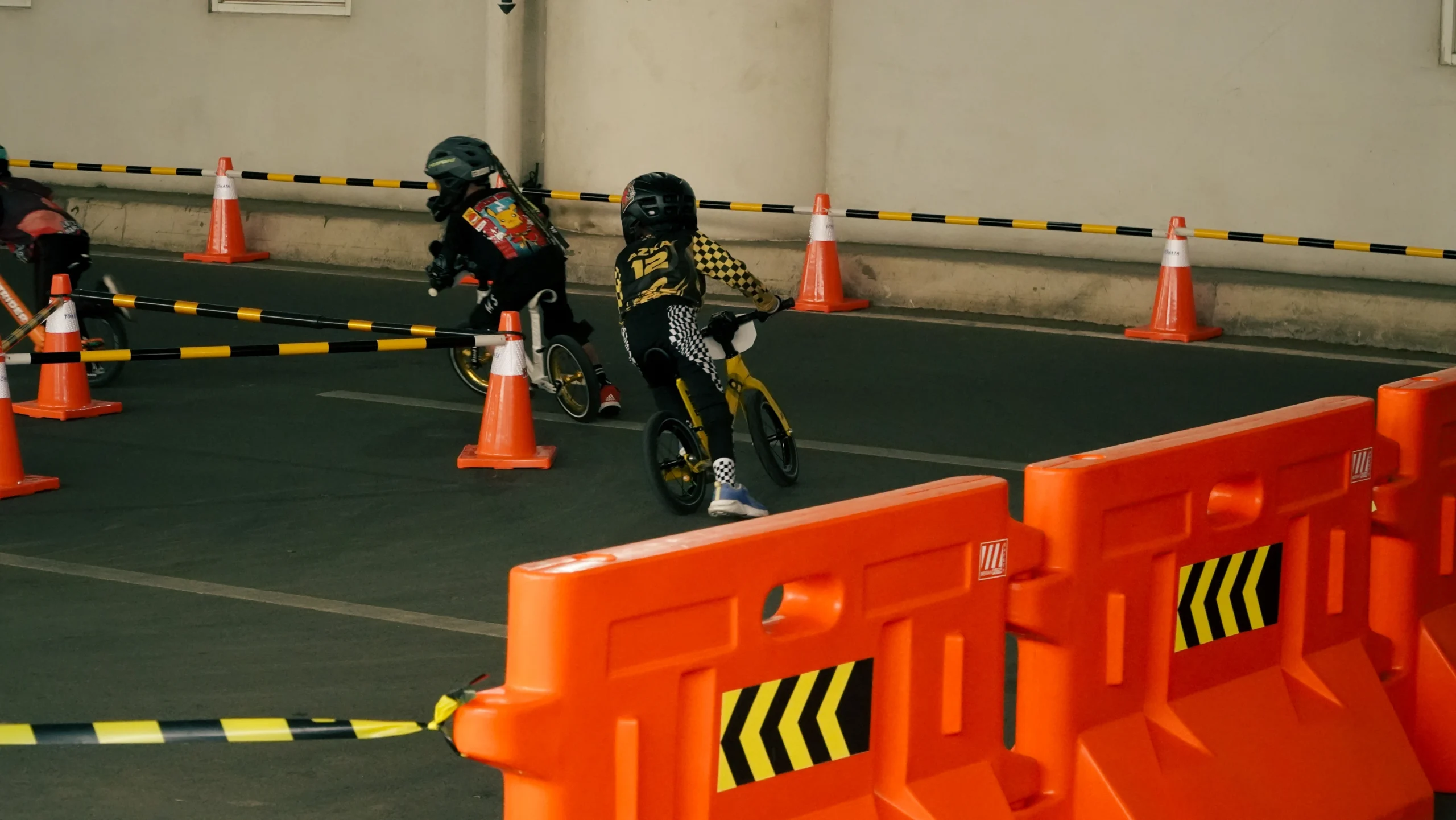 portofolio project references water barrier