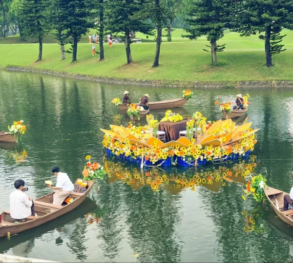 Platform Apung untuk Wedding kubus apung rentalink