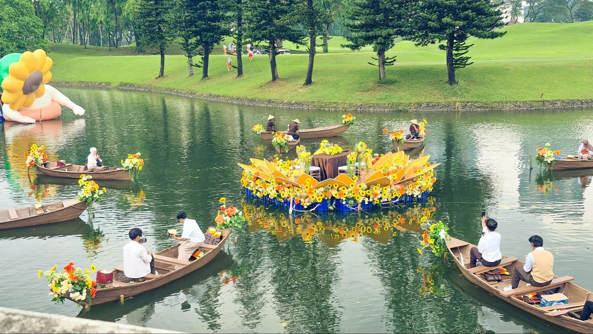 Platform Apung untuk Wedding kubus apung rentalink